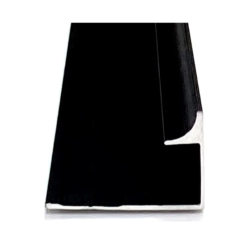 Внатрешен агол на трим